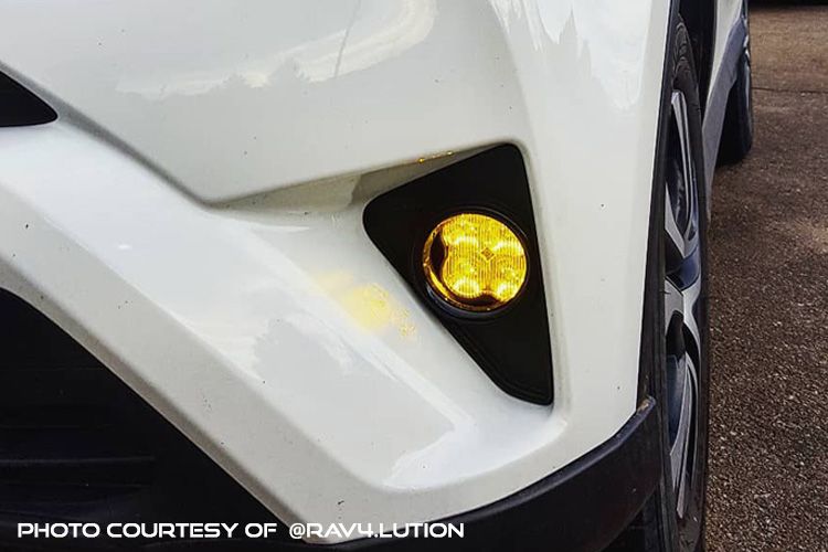 thumbnail interactive-video image 1 of For 2016-2018 Toyota RAV4 Fog Lights – Pair With Wiring Harness, Switch & Bulbs, Halogen 1 of 4