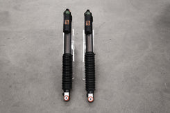 2.8 Series 3-Way Adjustable Rear Shock Kit w/ Resi | 2015+ F150